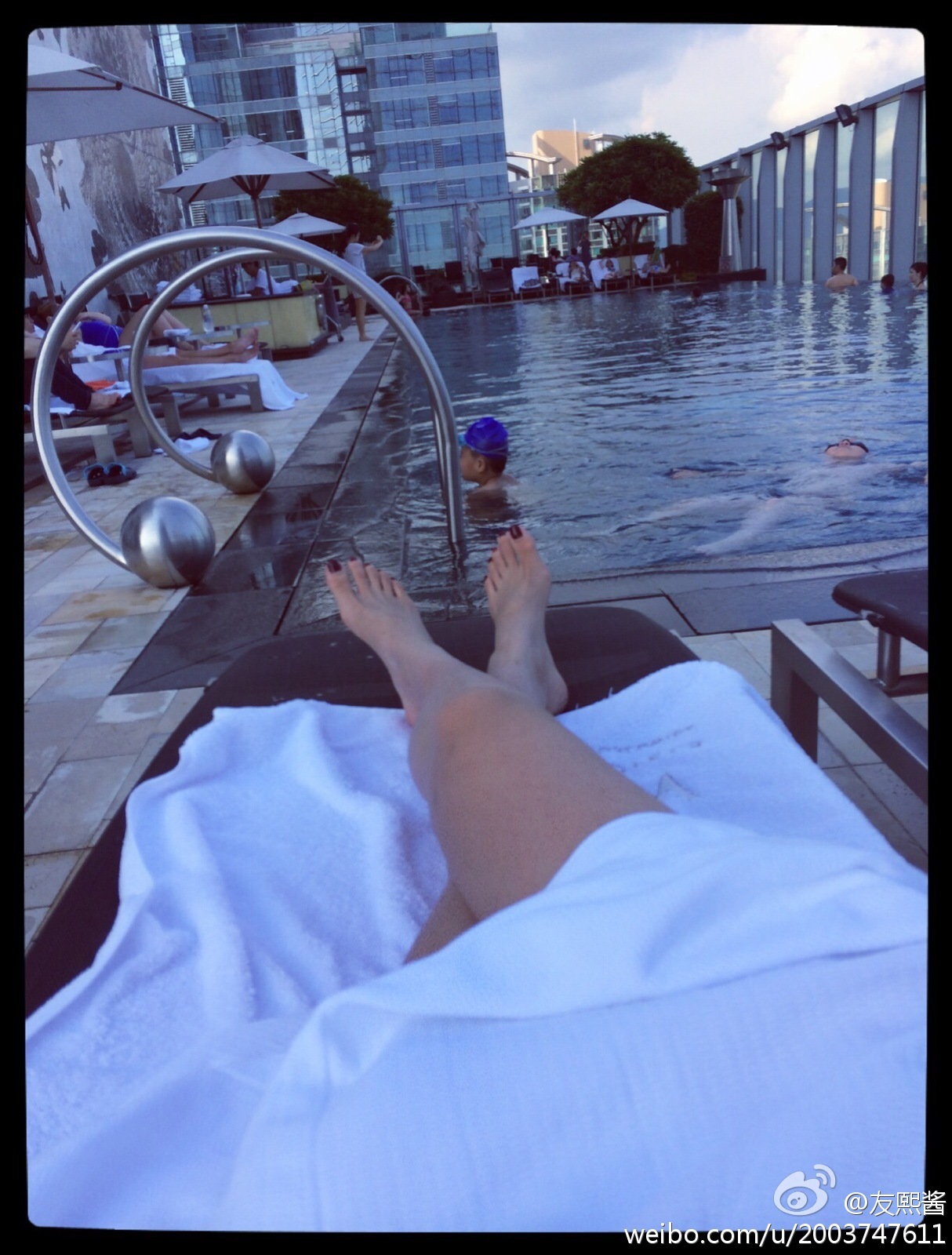 G罩美胸 火爆的辣子 友熙酱 微博自拍破解私密图片 1